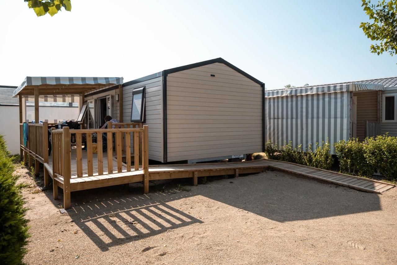 Hotel Camping Les Alizés Saint-Hilaire-de-Riez Exterior foto
