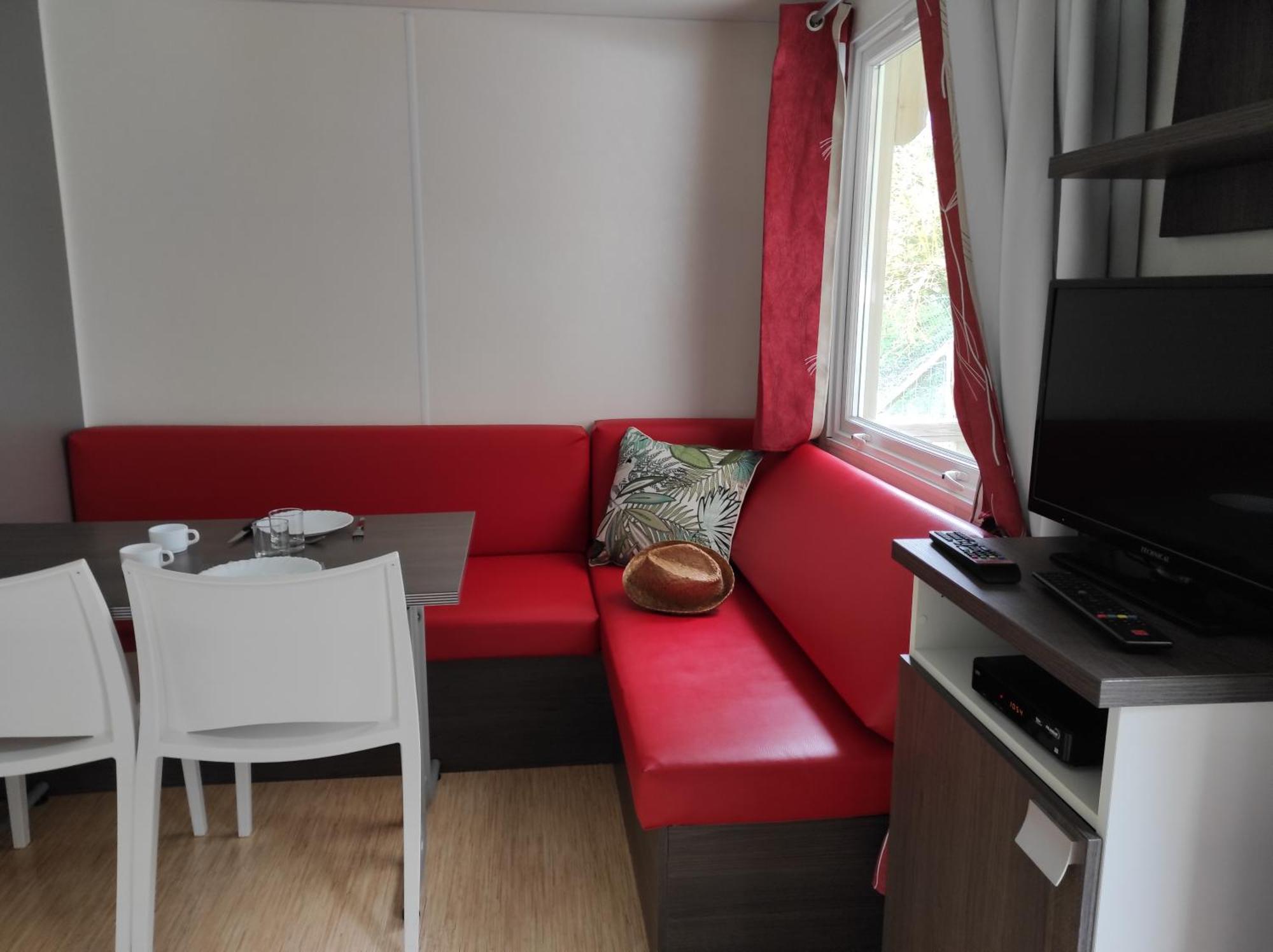 Hotel Camping Les Alizés Saint-Hilaire-de-Riez Habitación foto